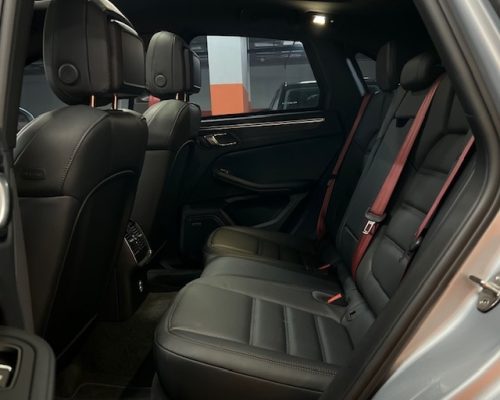 Macan GTS 23 BLIND -8