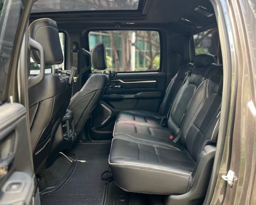 RAM 1500 Blind 24 -7