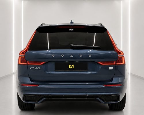 XC60 23 Ultdark blind-5